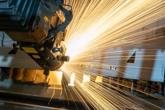 Profilés métalliques utilisés dans la construction moderne et l'industrie