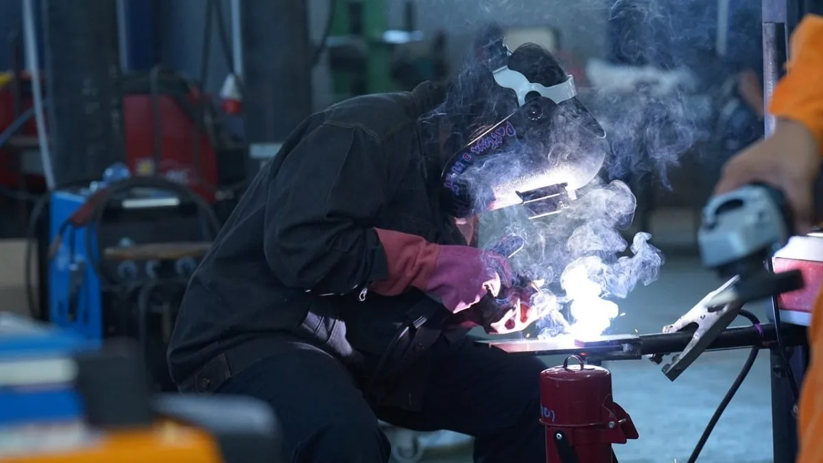 Soudure d'une structure métallique pour un projet de ferronnerie